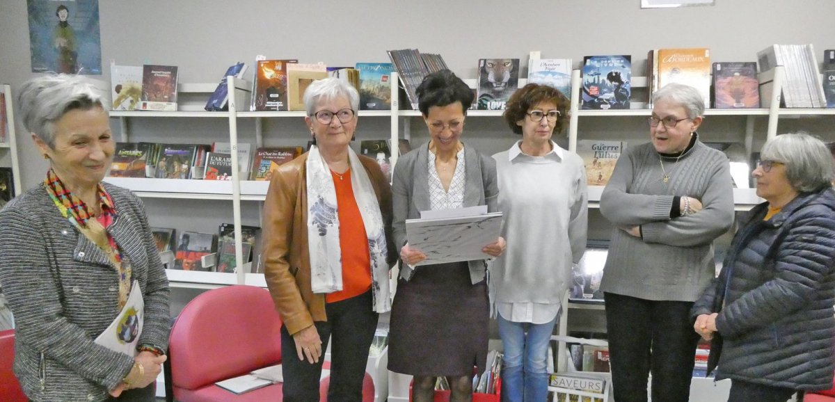 "Les carnets de Suzette". Suzette Viarouge expose à la bibliothèque d'Espalion