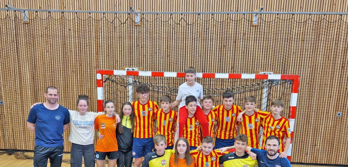 Collège Louis Denayrouze - UNSS handball. Les minimes garçons sont champions d’Occitanie 