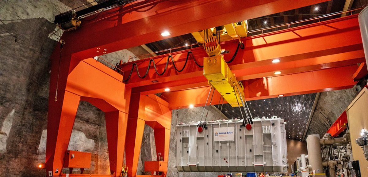 Nouveau transformateur 400 KV. Un géant de 185 tonnes installé au cœur de la centrale EDF de Montézic 