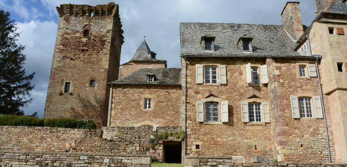 Le Château de Tholet. Sur les traces des siècles passés 