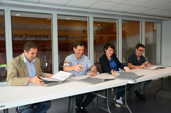 Tennis de Table Espalion Aveyron. “Ping” : Une convention signée entre club, com'com, mairie et Ligue Occitanie
