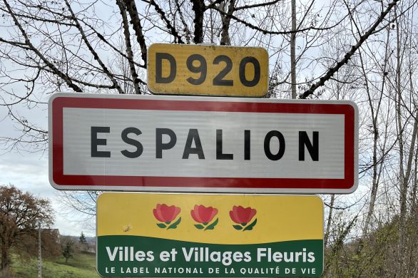 Label villes et villages fleuris. Les récompenses fleurissent dans le Nord-Aveyron
