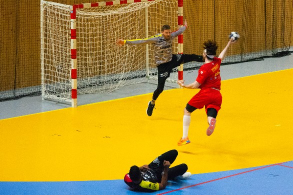 Handball. HBCE : 5 matchs à domicile samedi