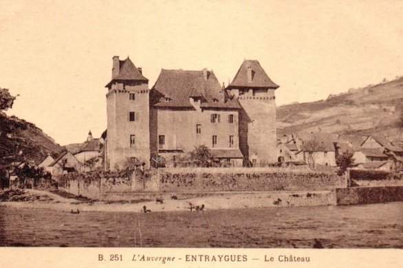Histoire & patrimoine. Entraygues-sur-Truyère [2/3] : le château et la charte de 1292 
