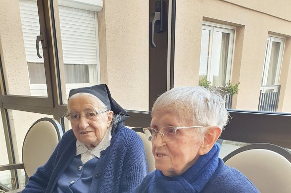 Vie paroissiale. Les dernières sœurs de Saint-Chély...  bon anniversaire Sœur Maria 