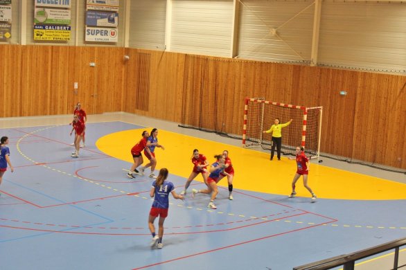 Handball. Carton plein pour le HBCE 