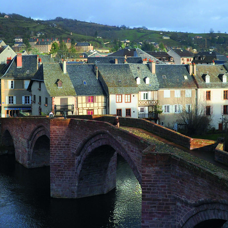 Espalion, le Pont-Vieux, classé à l'Unesco. - Xavier Palous