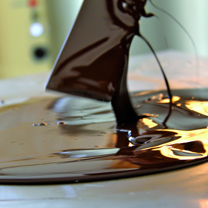 Travail du chocolat de Bonneval (archive Terres d'Aubrac n°3, 2015) - Philippe pradal