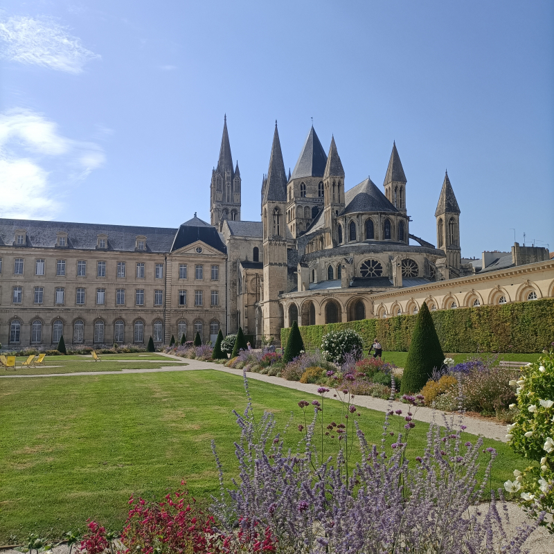 L'abbaye aux Hommes de Caen.