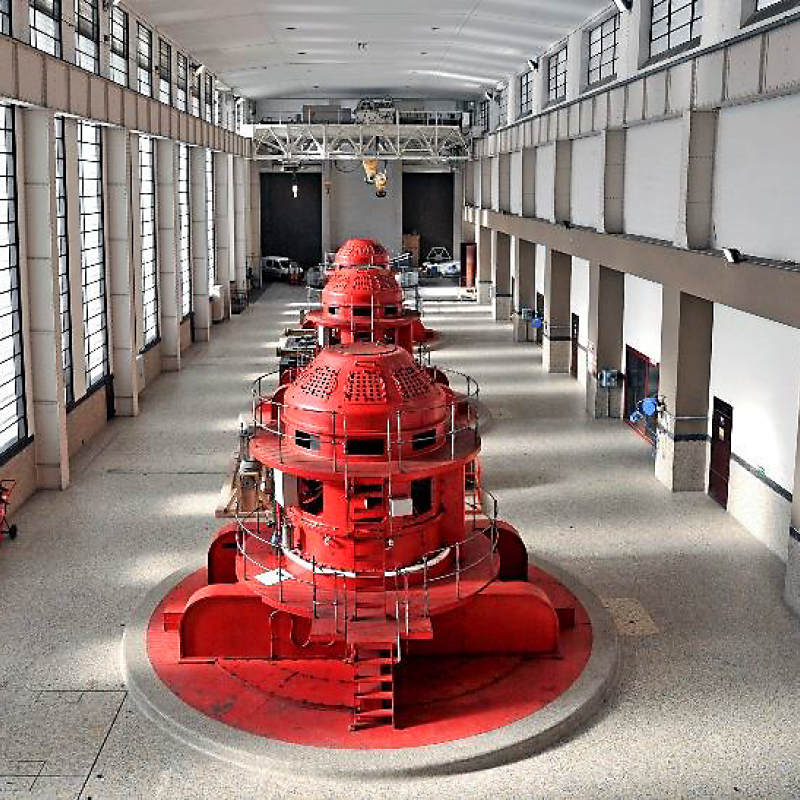 La salle des machines de la centrale de Brommat. - EDF / Pierre Soissons.