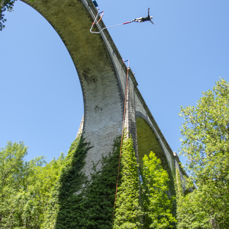 Au viaduc du Plô, sur l'ancienne voie ferrée à Espalion.