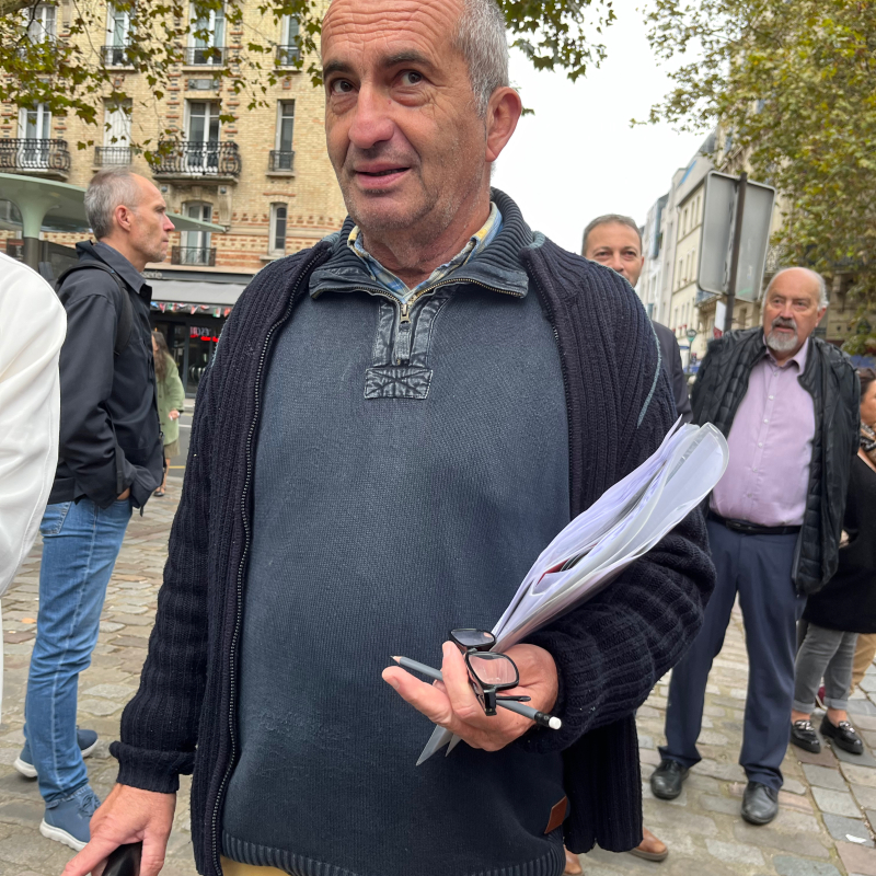 Laurent Carles, l'animateur sénérguois du marché. - Xavier Palous