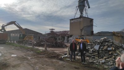 Le maire, Jean-Luc Calmelly, et l'adjoint en charge de la commission travaux, Jean-Louis Rames, ont suivi l'avancé des travaux.