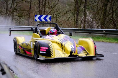 Arnaud Marcillac dans sa Nova NP03 doré : les conditions météo empirant ?n'ont pas empêché le pilote marmot d'emporter l'épreuve (photo Benoît Dervillers). - Benoît Dervillers