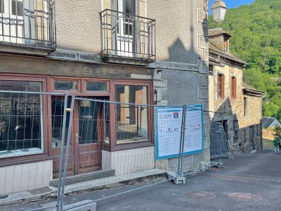 Le bâtiment se situe juste à côté de la mairie. - Eloïse Bonnin