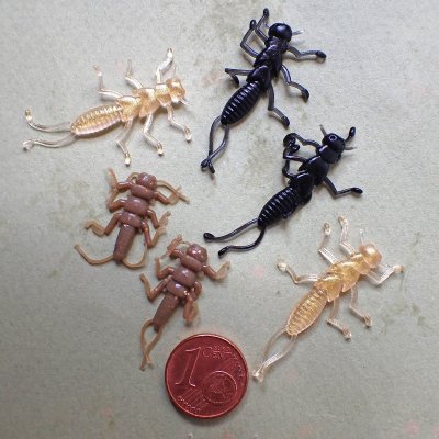 Imitations de larves de plécoptères.