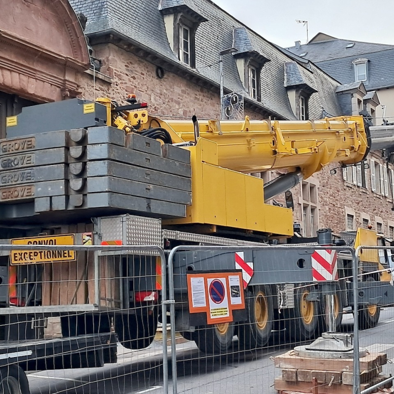 En d&eacute;cembre, d&rsquo;impressionnants chantiers ont occup&eacute; la rue Frayssinous, via notamment l&rsquo;entreprise de TP Garrigues.