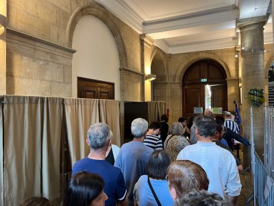 Le 30 juin 2024 &agrave; Espalion, lors des l&eacute;gislatives cons&eacute;cutives &agrave; la dissolution de l'Assembl&eacute;e nationale (Archive Bulletin d'Espalion). - Xavier Palous